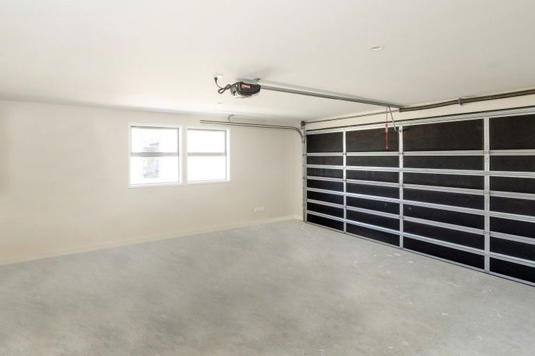 Photo of property in 8 Ngaroma Crescent, Whitianga, 3510