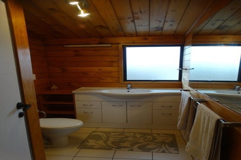 Photo of property in 7 Fernbird Place, Massey, Auckland, 0614