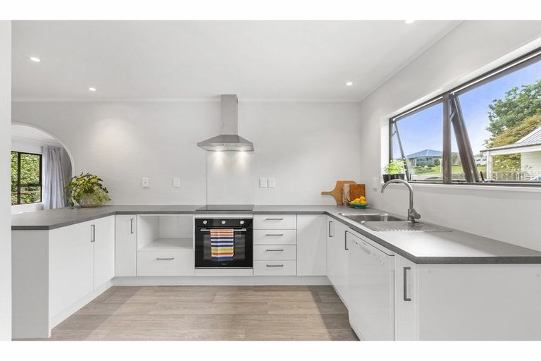 Photo of property in 207 Grandview Road, Nawton, Hamilton, 3200