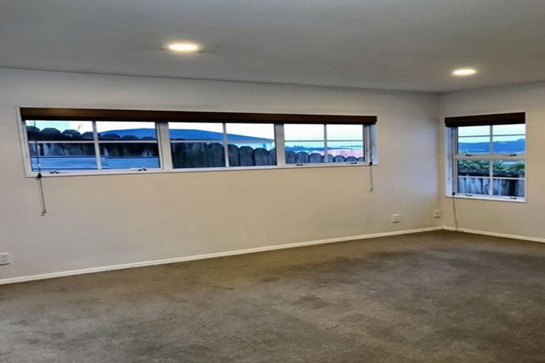 Photo of property in 49 Bushlands Park Drive, Albany, Auckland, 0632