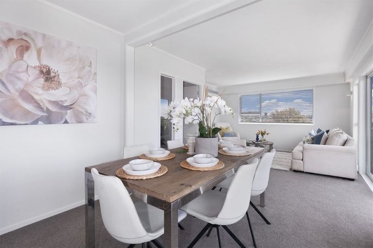 Photo of property in 4/87 Ocean View Road, Hillcrest, Auckland, 0627