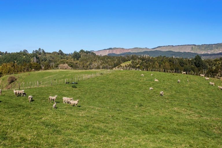 Photo of property in 247b Stanley Road, Wainui, Nukuhou, 3198