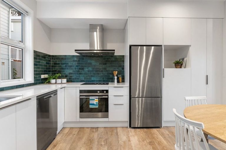 Photo of property in 146c Hanson Street, Newtown, Wellington, 6021