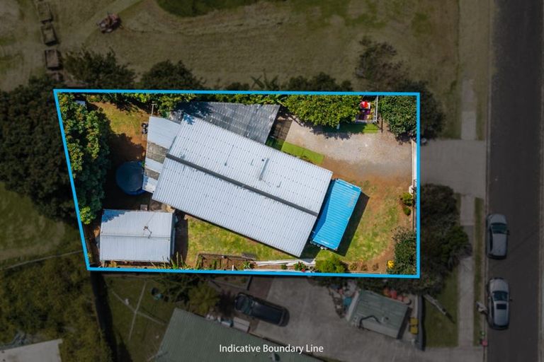 Photo of property in 2/8 Waipouri Road, Mangere, Auckland, 2022