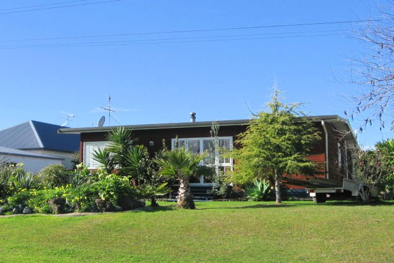 Photo of property in 17 Sunkist Bay Road, Beachlands, Auckland, 2018