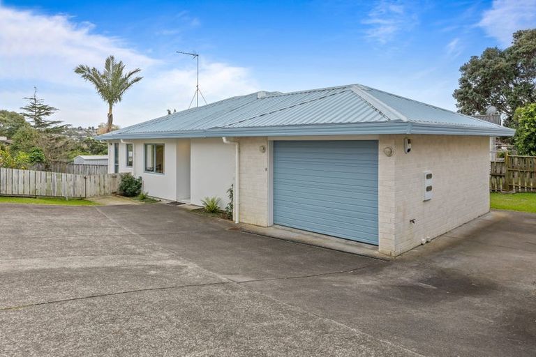 Photo of property in 2/840 Whangaparaoa Road, Manly, Whangaparaoa, 0930