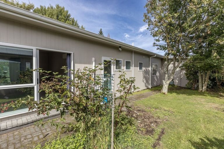 Photo of property in 24 Tongariro Road, Turangi, 3334