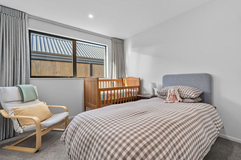 Photo of property in 97 Burdon Loop, Lake Hawea, 9382