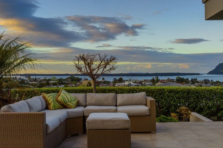 Photo of property in 2a Hinewa Road, Otumoetai, Tauranga, 3110