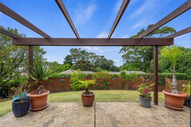 Photo of property in 59a Lonely Road, Fairview Heights, Auckland, 0632