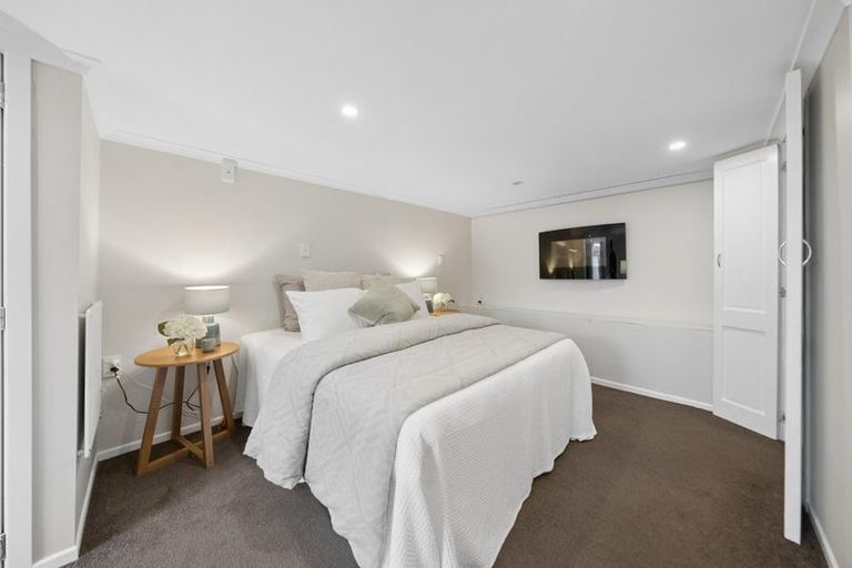 Photo of property in 31 August Street, Stokes Valley, Lower Hutt, 5019