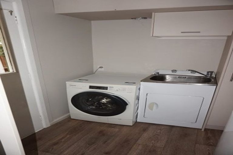 Photo of property in 66 Greendale Avenue, Avonhead, Christchurch, 8042