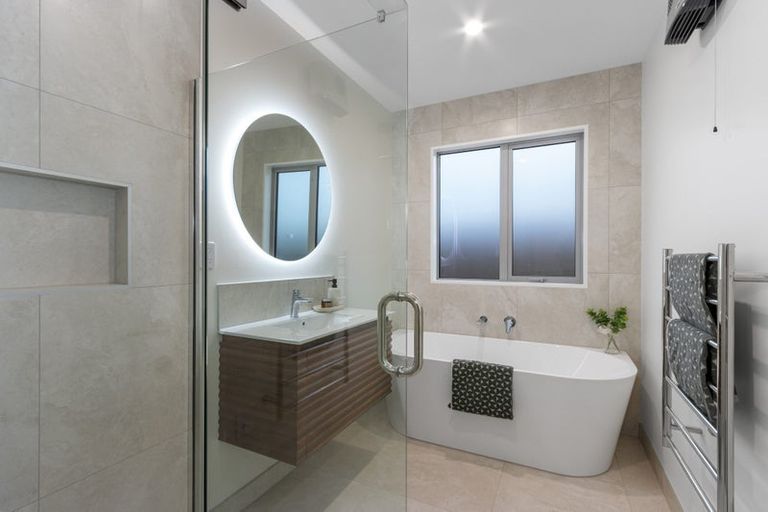 Photo of property in 5 Lorenzos Lane, Halswell, Christchurch, 8025