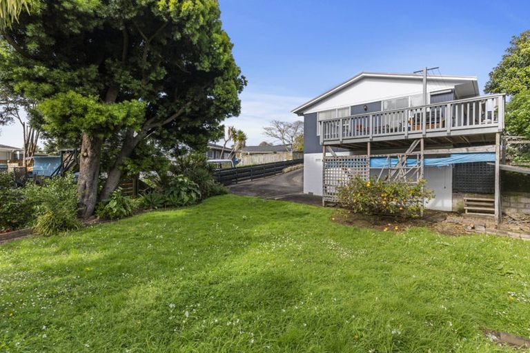 Photo of property in 2/22 Sherie Place, Howick, Auckland, 2014
