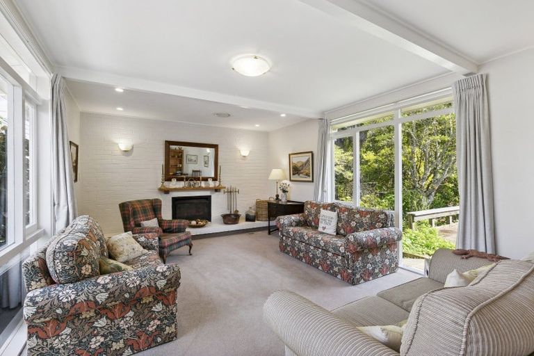 Photo of property in 8 Simla Crescent, Khandallah, Wellington, 6035