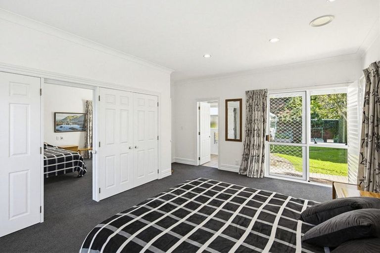 Photo of property in 1 Maple Lane, Waikanae, 5036