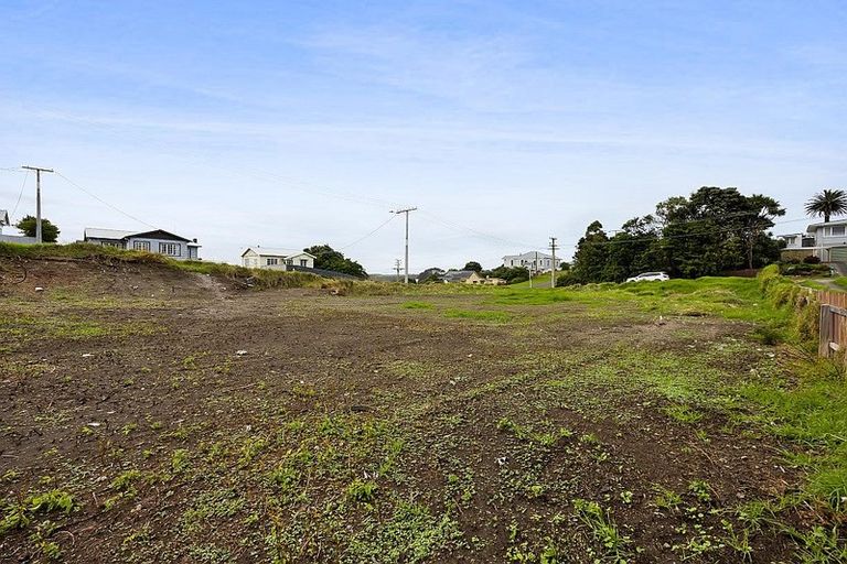 Photo of property in 20 Leicester Street, Patea, 4520