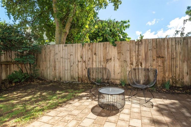 Photo of property in 1/9 Domett Street, Waltham, Christchurch, 8023