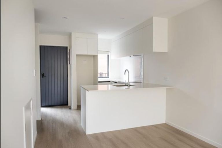 Photo of property in 8 Timata Lane, Favona, Auckland, 2024