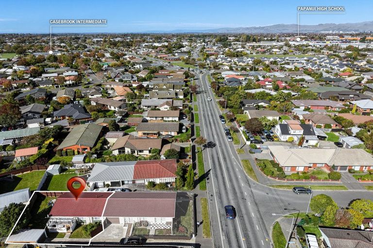 Photo of property in 2/202 Sawyers Arms Road, Bishopdale, Christchurch, 8053