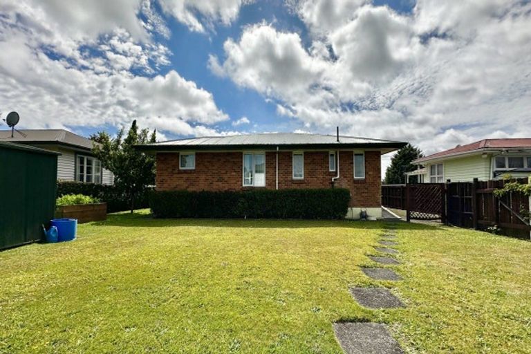 Photo of property in 76 Papanui Street, Tokoroa, 3420