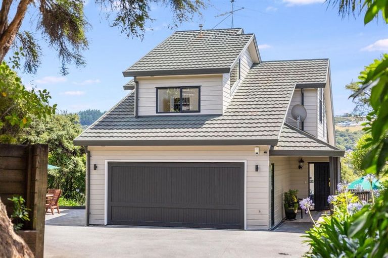 Photo of property in 42 James Cook Drive, Whitby, Porirua, 5024