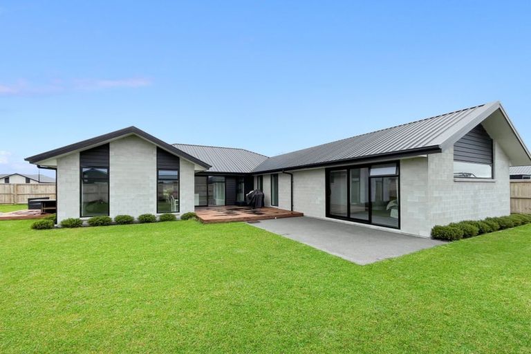 Photo of property in 8 Texel Crescent, West Melton, 7618