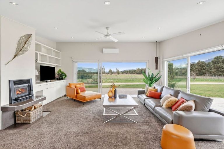 Photo of property in 46 Paterson Drive, Hawea Flat, Wanaka, 9382