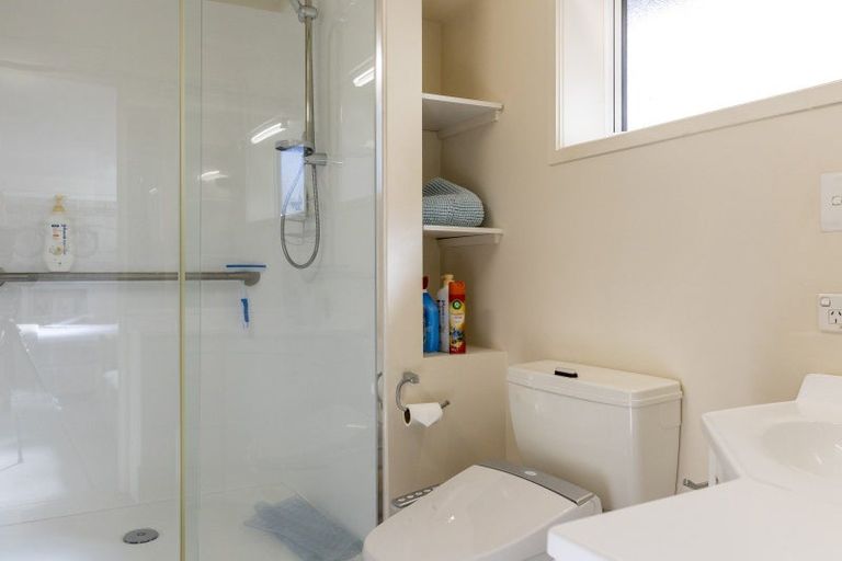 Photo of property in 1/116 Lake Terrace, Taupo, 3330