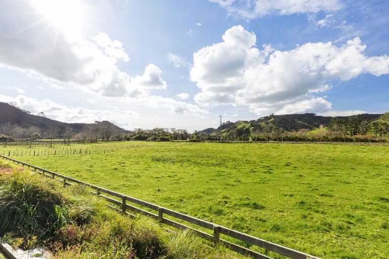 Photo of property in 10 Parker Road, Huntly, 3771