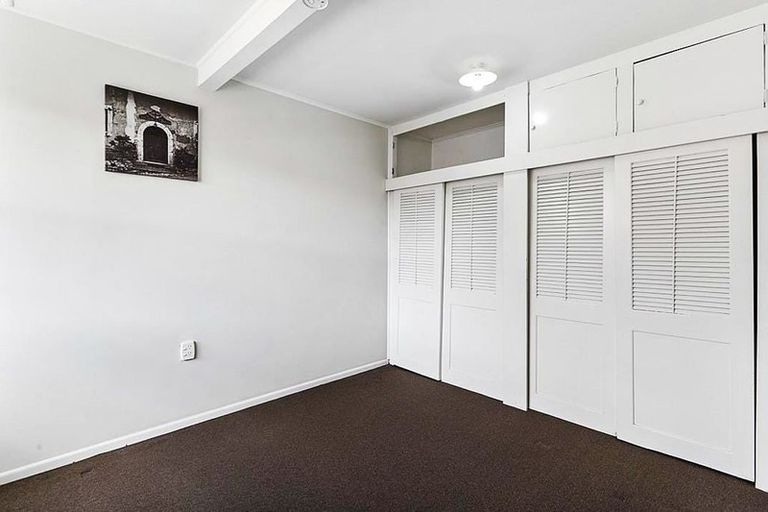 Photo of property in 24a Blanes Road, Weymouth, Auckland, 2103