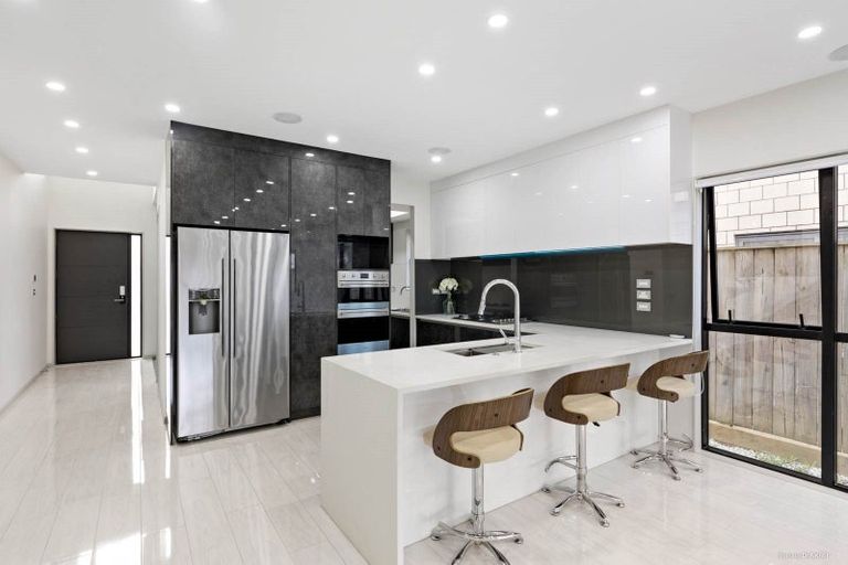 Photo of property in 12 Fong Road, Flat Bush, Auckland, 2019