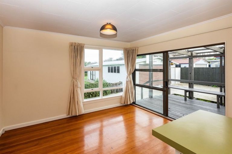 Photo of property in 27 Kenwyn Avenue, St Albans, Christchurch, 8052