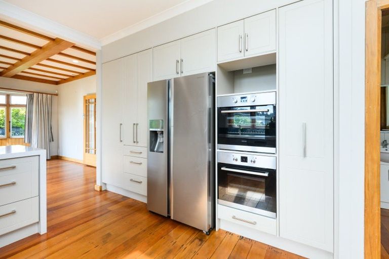 Photo of property in 25 Karina Terrace, Roslyn, Palmerston North, 4414