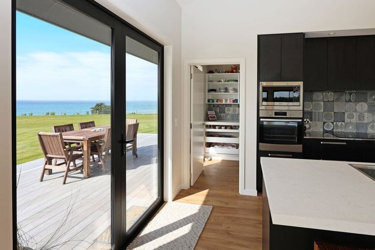 Photo of property in 55 Gardiners Road, Awamoa, Oamaru, 9495