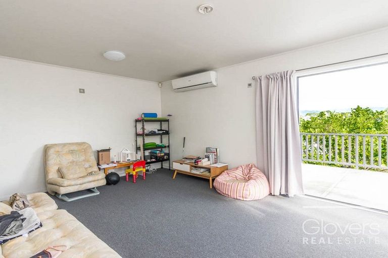 Photo of property in 80 Sunvue Road, Glen Eden, Auckland, 0602