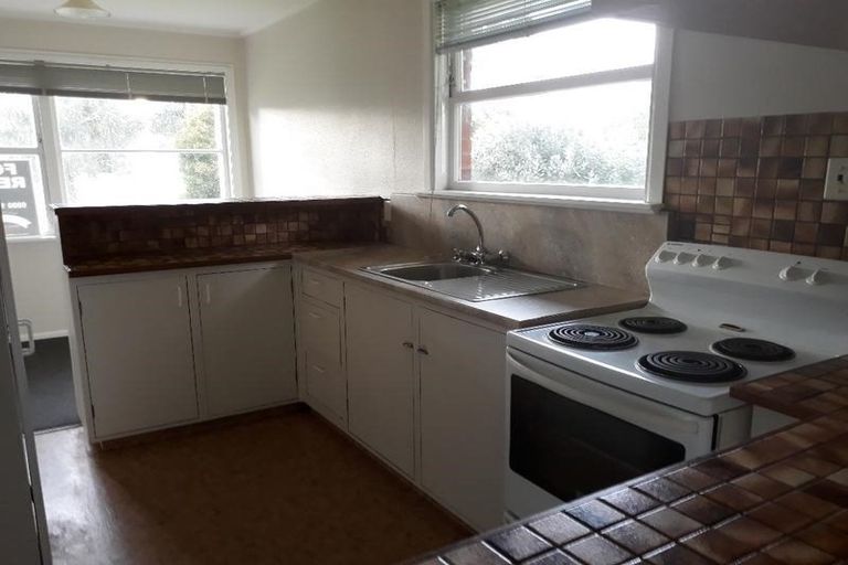 Photo of property in 17 Sylvia Road, Hillcrest, Auckland, 0627