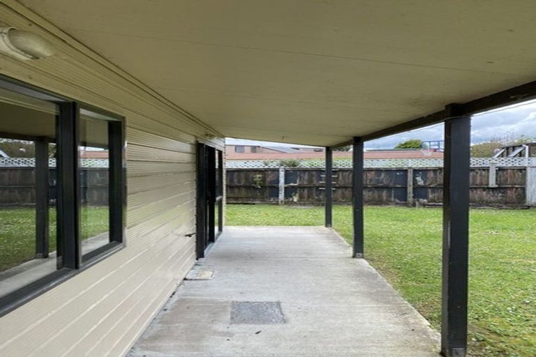 Photo of property in 25 Montgomery Crescent, Bader, Hamilton, 3206