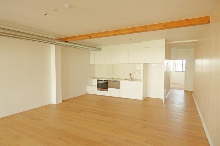 Photo of property in 8/169 Hobsonville Point Road, Hobsonville, Auckland, 0616