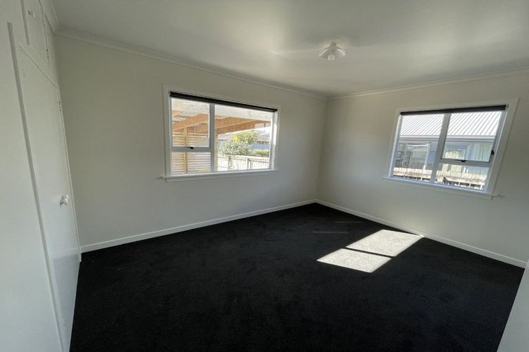 Photo of property in 326a Carrington Street, Vogeltown, New Plymouth, 4310