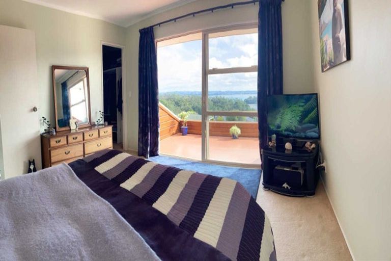 Photo of property in 2/71 Balmain Road, Birkenhead, Auckland, 0626