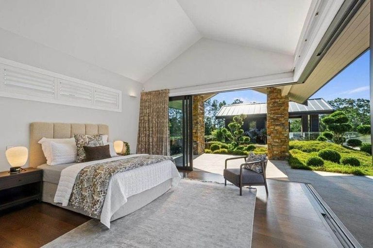 Photo of property in 73 Pomona Road, Kumeu, 0891