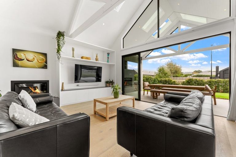 Photo of property in 11 Tiaki Lane, Matakana, 0985