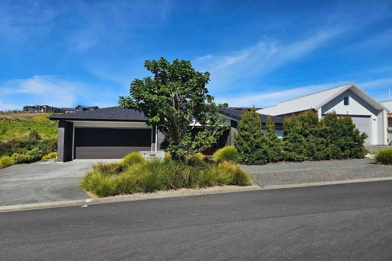 Photo of property in 9 Tikati Rise, Long Bay, Auckland, 0630