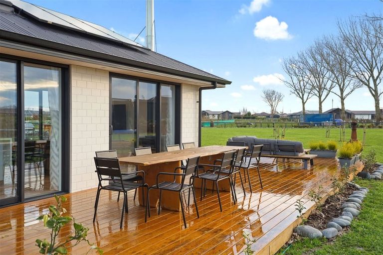 Photo of property in 56 Haymakers Crescent, Rolleston, 7614