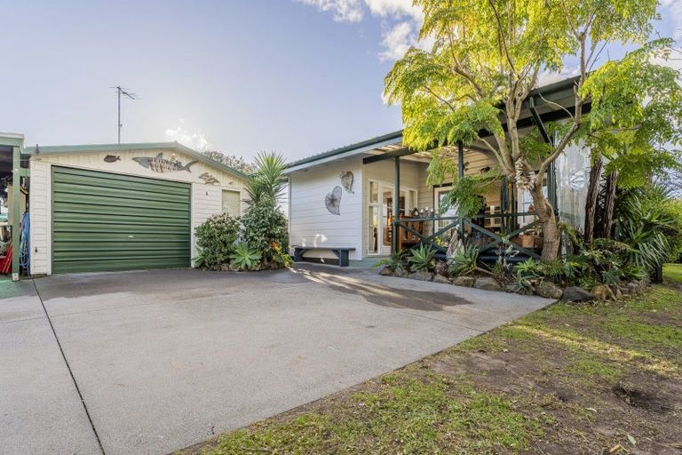 Photo of property in 11 Dundas Street, Whitianga, 3510