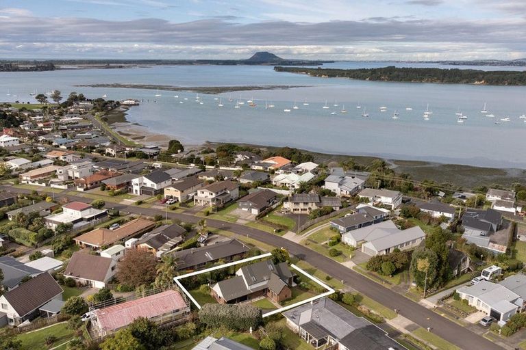 Photo of property in 34 Coppelia Avenue, Omokoroa, 3114