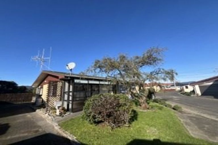 Photo of property in 14-16 Waerenga Road, Otaki, 5512