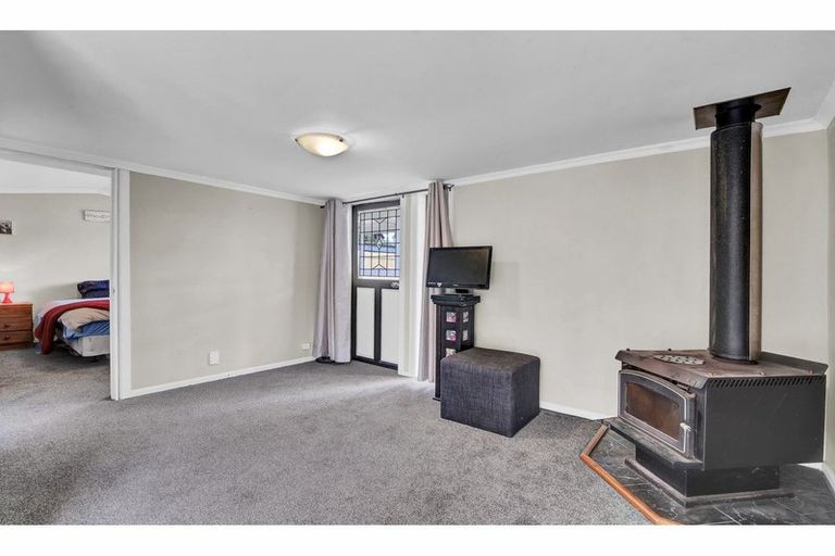 Photo of property in 21 Penfold Square, Leithfield, 7481