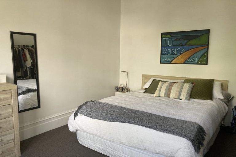 Photo of property in 15 Myrtle Crescent, Mount Cook, Wellington, 6021